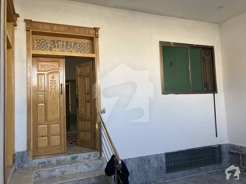 راحت آباد پشاور میں 8 کمروں کا 6 مرلہ مکان 45 ہزار میں کرایہ پر دستیاب ہے۔