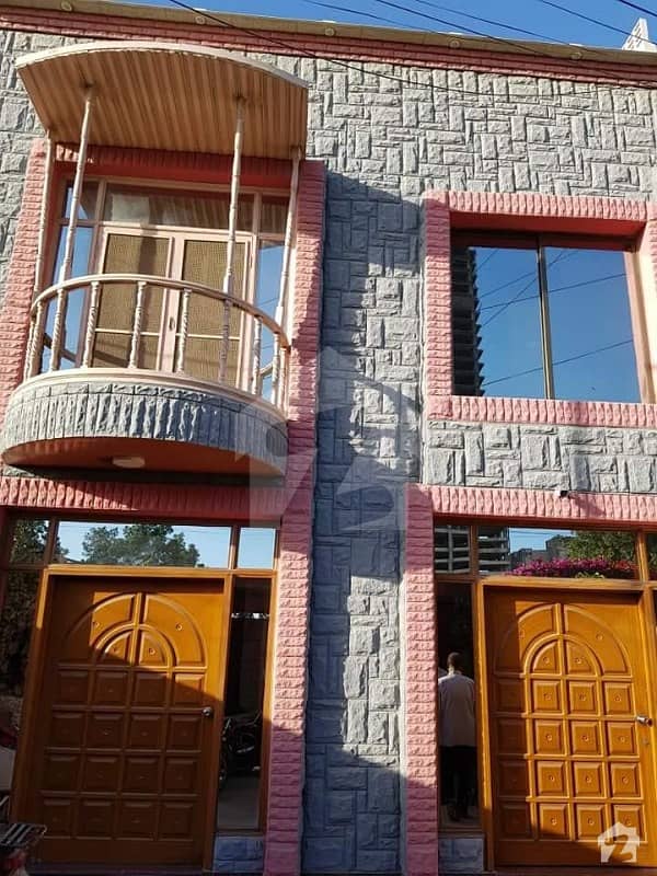 کلفٹن ۔ بلاک 1 کلفٹن کراچی میں 4 کمروں کا 12 مرلہ مکان 2.2 لاکھ میں کرایہ پر دستیاب ہے۔