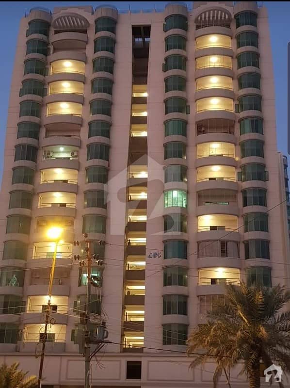 ٹیولِپ ٹاور سعدی روڈ کراچی میں 3 کمروں کا 8 مرلہ فلیٹ 1.35 کروڑ میں برائے فروخت۔