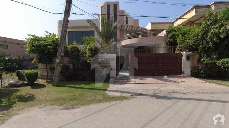 A Good Option For Sale Is The House Available In Wapda Town In Lahore