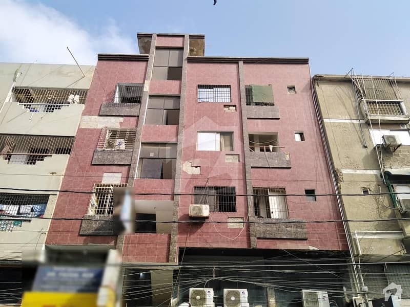 Flat Of 1100 Square Feet Available In DHA Defence