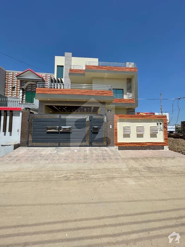 10 Marla Luxury House For Sale In Sargodha