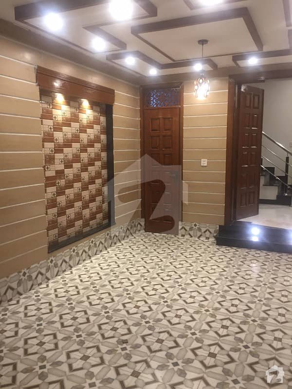 BRAND NEW AVAILABLE 5 MARLA OWNER BUILD HIGH IN LUXURY HOUSE SALE IN BAHRIA TOWN LAHORE SECTOR E BLOCK JINNAH