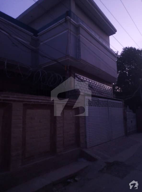House 10 Marla 6 Bed Rooms Is Available For Rent