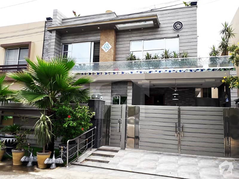 10 MARLA FULLY FURNISHED OWNER BUILD BUNGALOW FOR SALE BY SYED BROTHERS