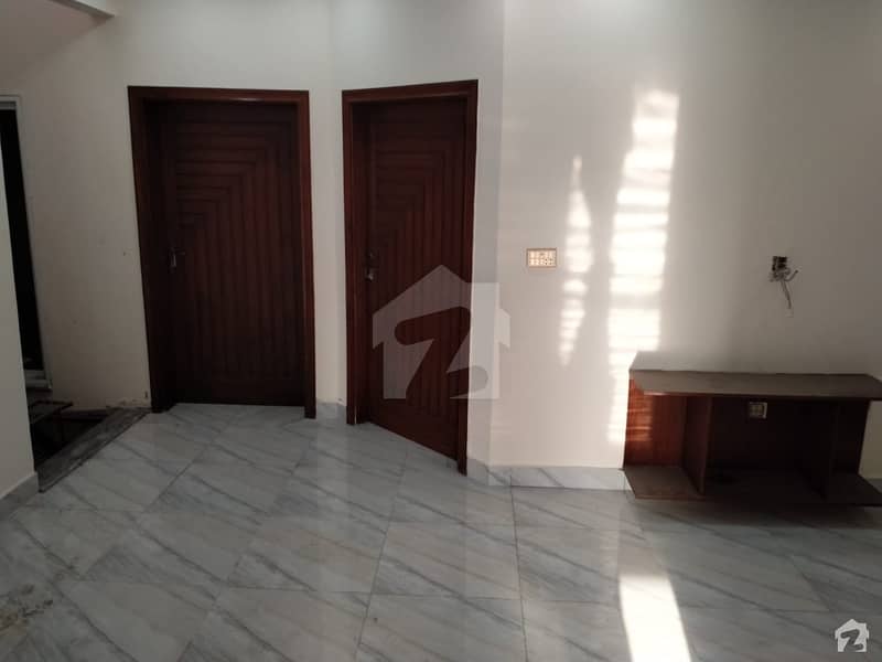 5 Marla Upper Portion Is Available For Rent In Eden Orchard