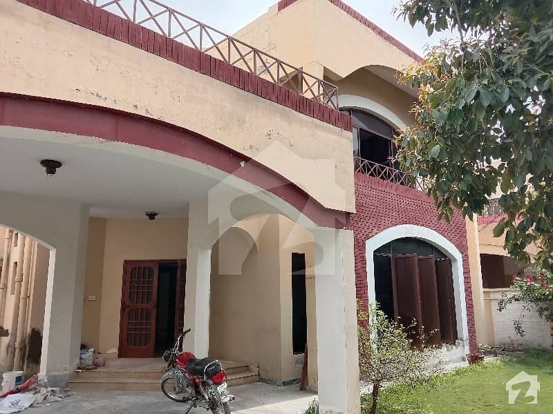عسکری 8 راولپنڈی میں 4 کمروں کا 1 کنال مکان 1.1 لاکھ میں کرایہ پر دستیاب ہے۔
