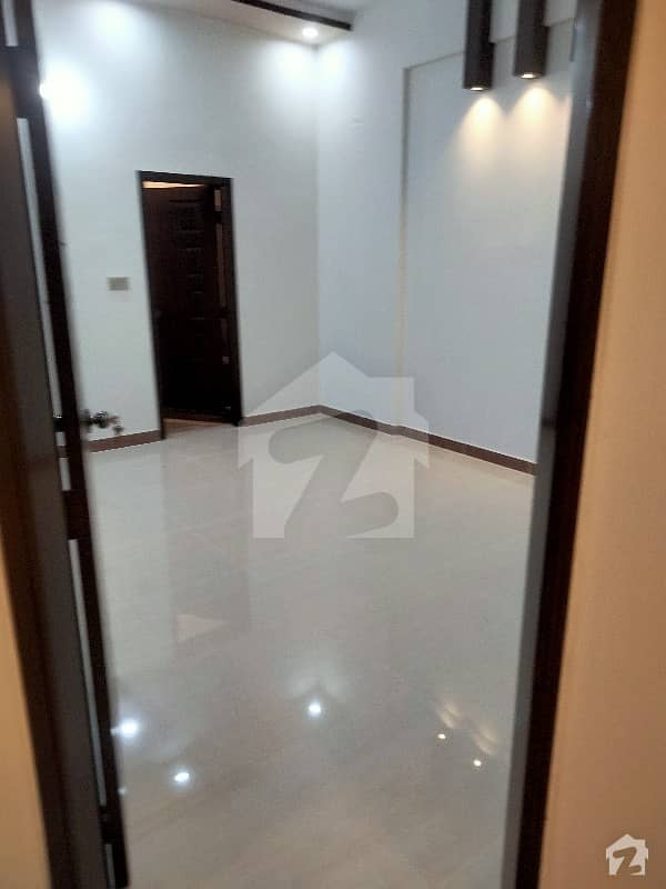 2160  Square Feet Lower Portion In Karachi Is Available For Rent