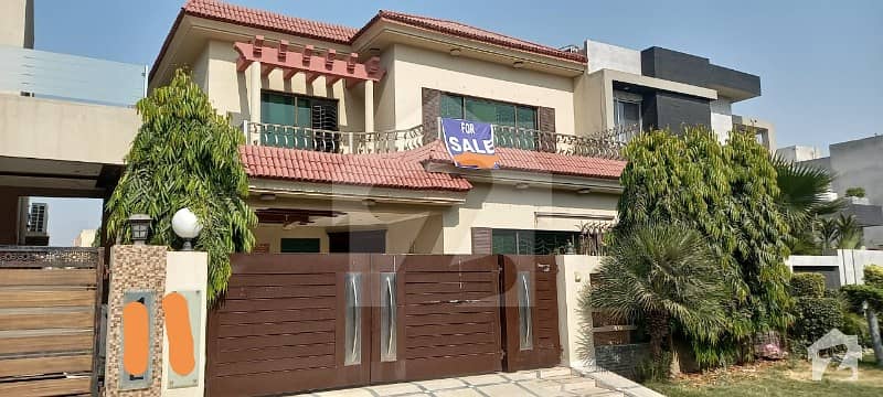 10 Marla Corner Furnished Luxury Bungalow For Sale AT Prime Location Near Park Commercial
