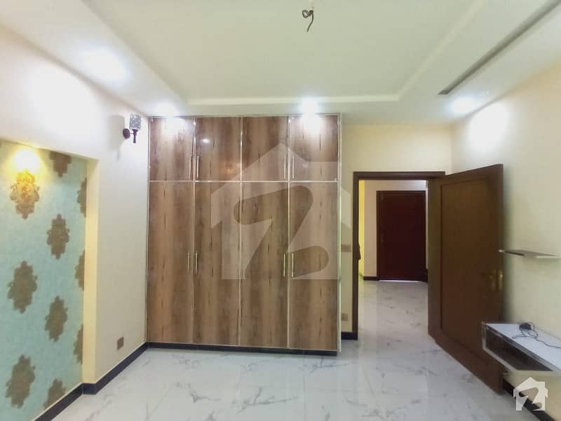 ڈی ایچ اے 11 رہبر فیز 2 ڈی ایچ اے 11 رہبر لاہور میں 3 کمروں کا 5 مرلہ مکان 1.4 کروڑ میں برائے فروخت۔
