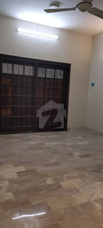 2250  Square Feet House Situated In Clifton For Sale