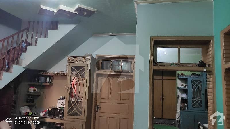 کینال ٹاؤن پشاور میں 6 کمروں کا 8 مرلہ مکان 1.9 کروڑ میں برائے فروخت۔