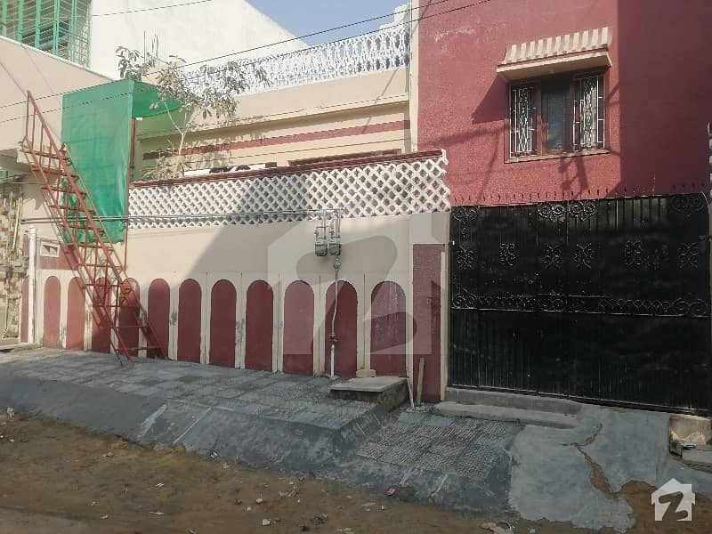 A Well Designed Upper Portion Is Up For Rent In An Ideal Location In Karachi