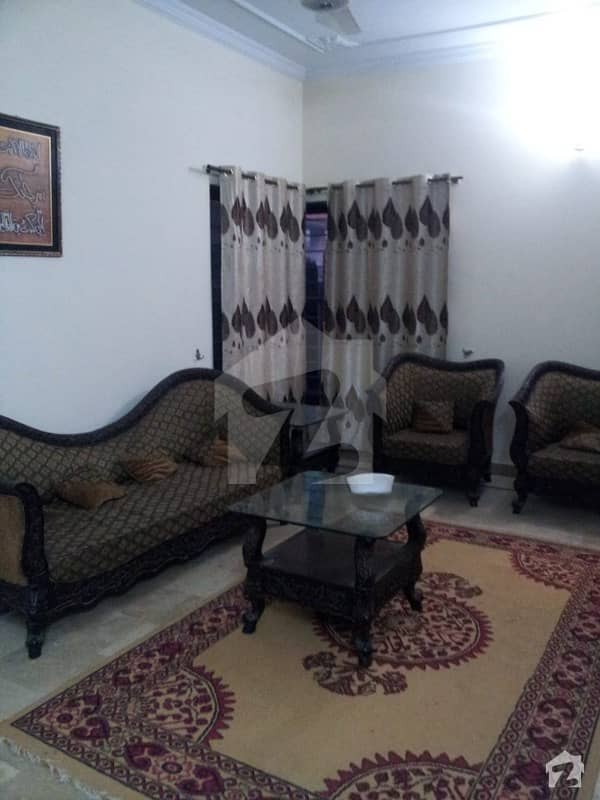 گرین ایونیو اسلام آباد میں 6 کمروں کا 10 مرلہ مکان 2 کروڑ میں برائے فروخت۔
