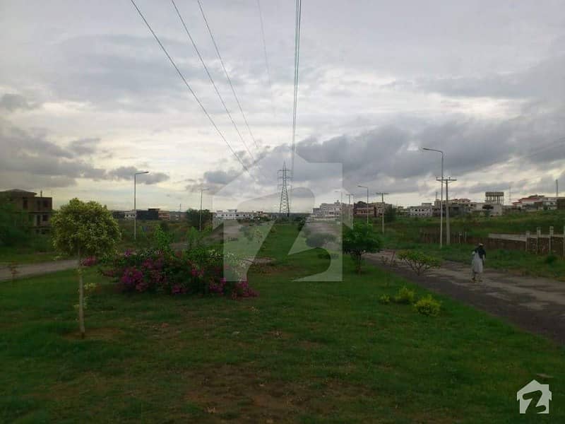 30x80 Level Street 49 Plot For Sale In G-16 Islamabad