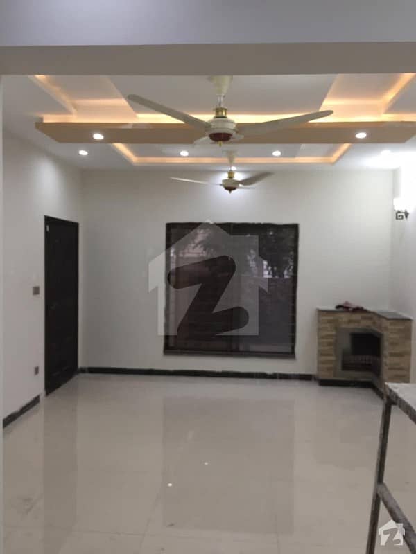 10 Marla House Is Available For Sale In Awais Qarni Block Bahria Town Lahore