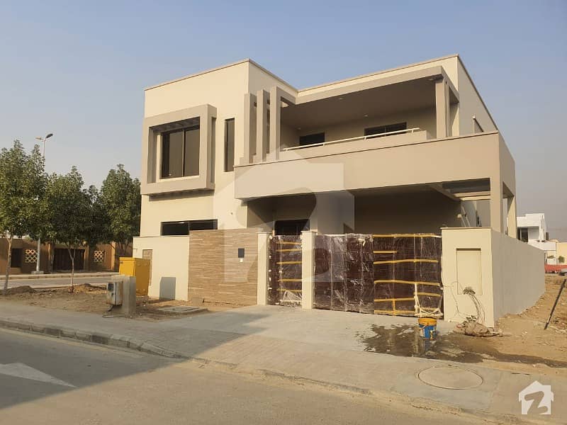 بحریہ ٹاؤن - پریسنٹ 21 بحریہ ٹاؤن کراچی کراچی میں 5 کمروں کا 11 مرلہ مکان 1.8 کروڑ میں برائے فروخت۔