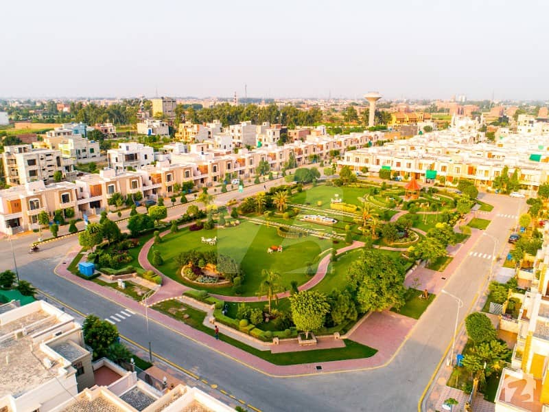بحریہ آرچرڈ لاہور میں 8 مرلہ رہائشی پلاٹ 61.99 لاکھ میں برائے فروخت۔