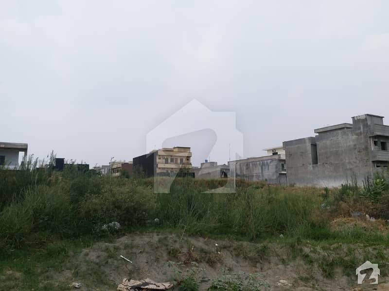 2800 Square Feet Residential Plot In Central G-16 For Sale