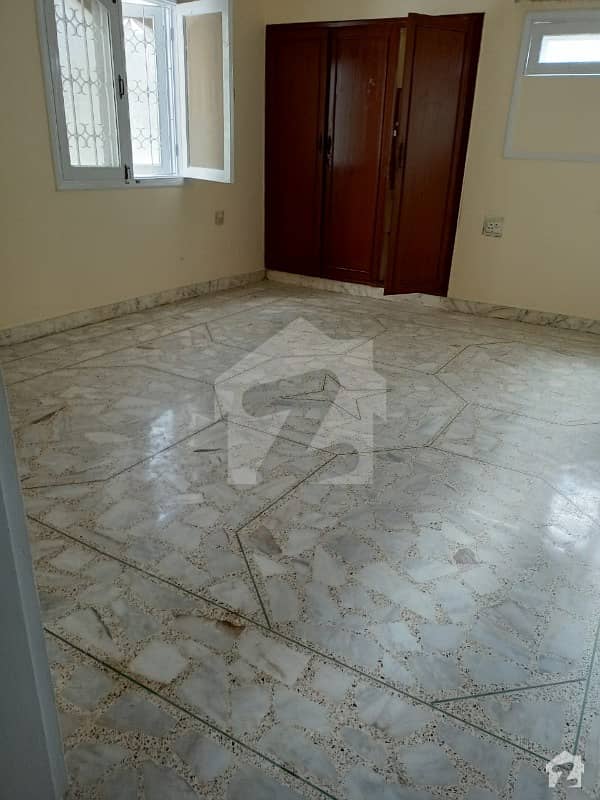400 Sq Yards Ground Floor 3 Bed D/D Tv Lounge