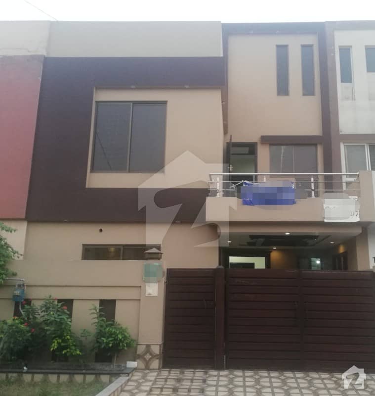 5 Marla Beautiful House For Sale In BB Block Sector D Bahria Town Lahore