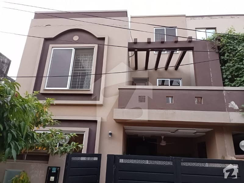 IMC Offering 5 Marla Slightly Used House for sale at AA Block Bahria Town Lahore