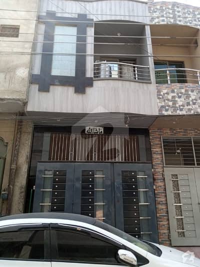 گرین ٹاؤن سیکٹر ڈی 2 ۔ بلاک 4 گرین ٹاؤن سیکٹر ڈی 2 لاہور میں 4 کمروں کا 2 مرلہ مکان 65 لاکھ میں برائے فروخت۔