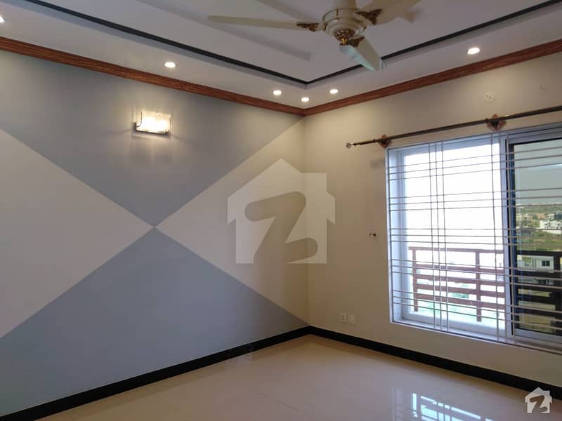 1 Kanal Spacious Lower Portion Is Available In DHA Defence For Rent