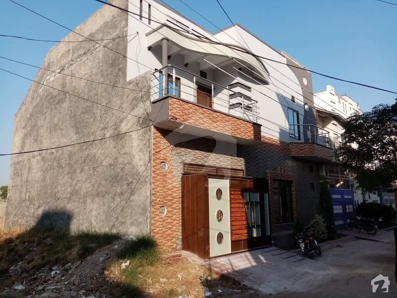 Well-constructed House Available For Sale In Razzaq Villas Housing Scheme