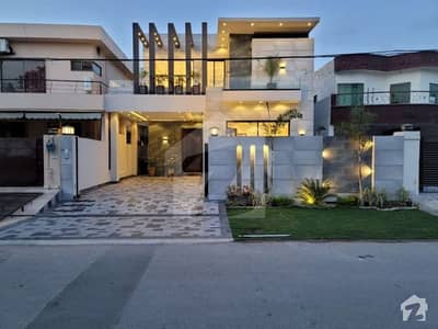 15 Marla House With Full Basemet Brand New Well Maintained Available For Sale 15 Marla House With Full Basemet Brand New Well Maintained Available For Sale