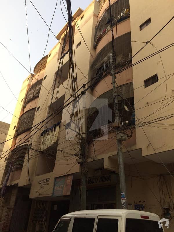 ناظم آباد کراچی میں 2 کمروں کا 4 مرلہ فلیٹ 47 لاکھ میں برائے فروخت۔