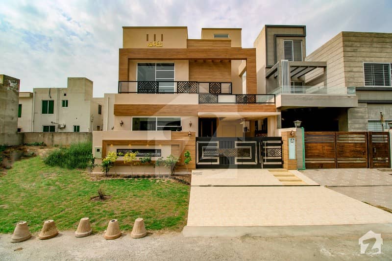 7 Marla Brand New Designer Bungalow For Sale In Dha Phase 6