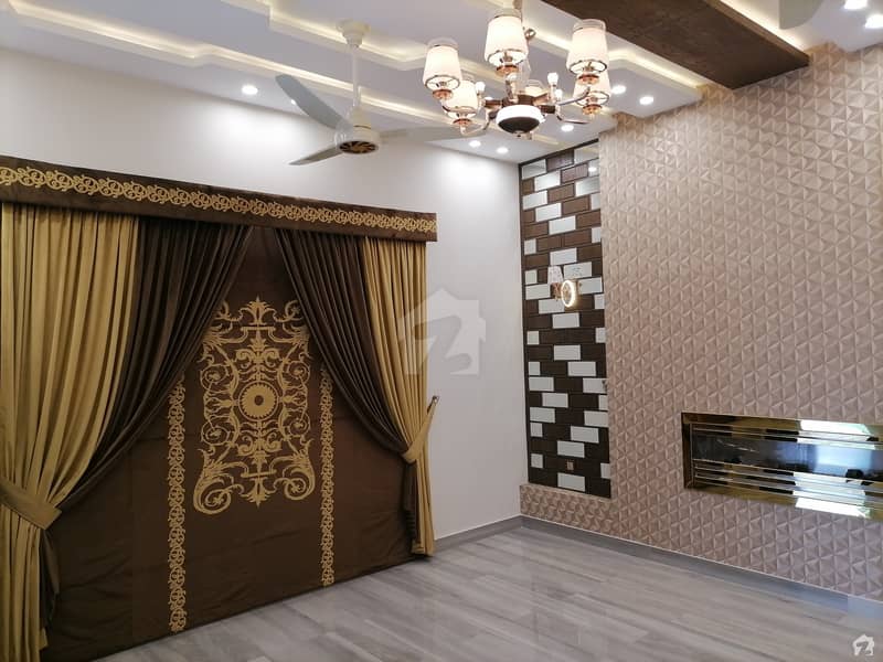 Spacious Lower Portion Is Available For Rent In Ideal Location Of Bahria Town