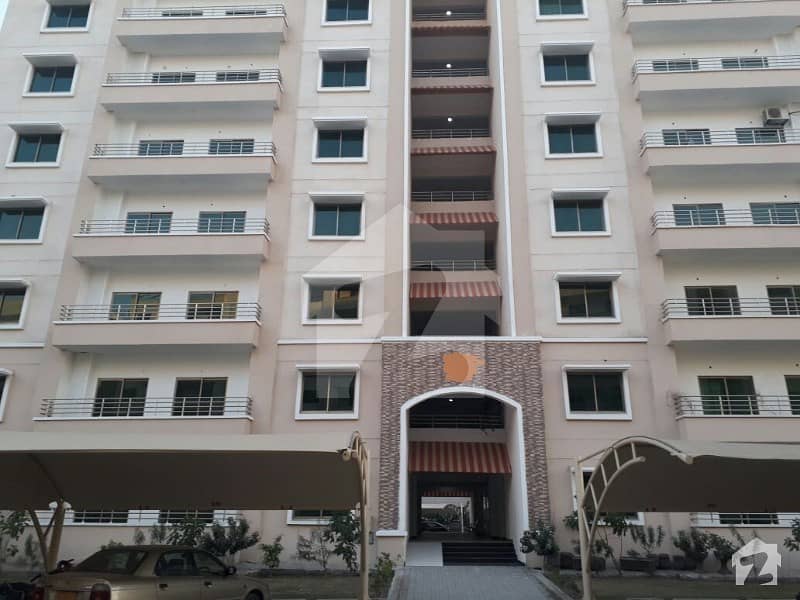 10 Marla 3 Bed  Ground Floor Flat For Sale In Askari 11 Lahore With Gas