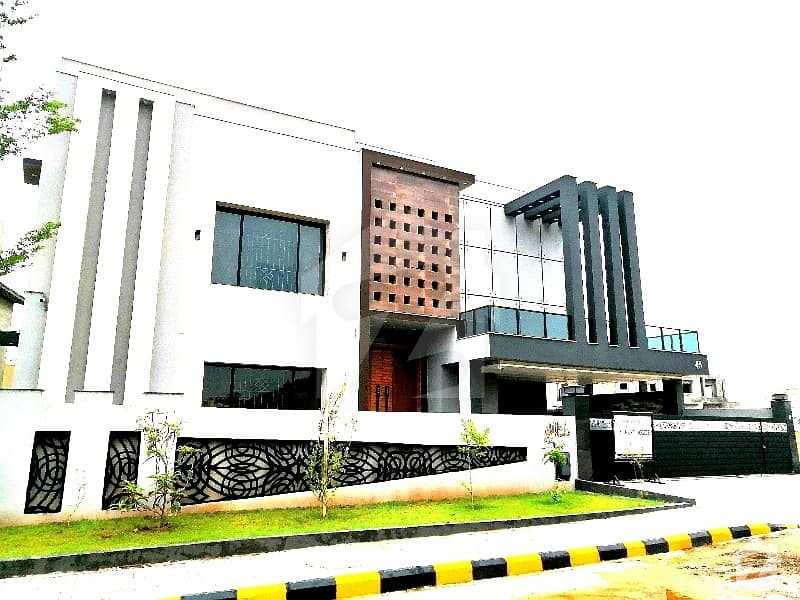 بحریہ ٹاؤن شاہین بلاک بحریہ ٹاؤن سیکٹر B بحریہ ٹاؤن لاہور میں 3 کمروں کا 1 کنال بالائی پورشن 70 ہزار میں کرایہ پر دستیاب ہے۔