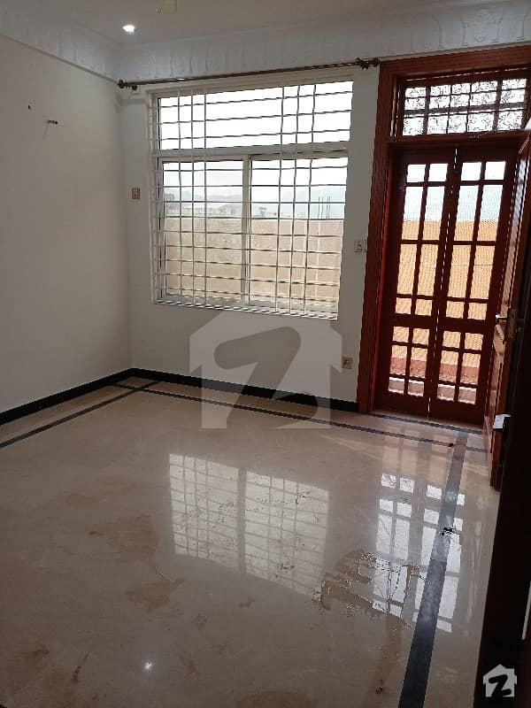 10 Marla Ground Portion For Rent In D-12