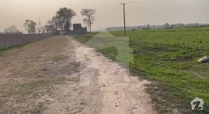 30 Kanal Industrial Land For Sale In Mehmood Booti Road Near Ring Road