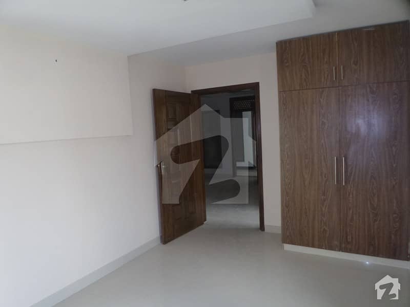 900 Square Feet Flat Ideally Situated In G-6