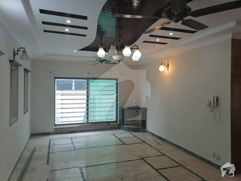 One Kanal House Upper Portion For Rent