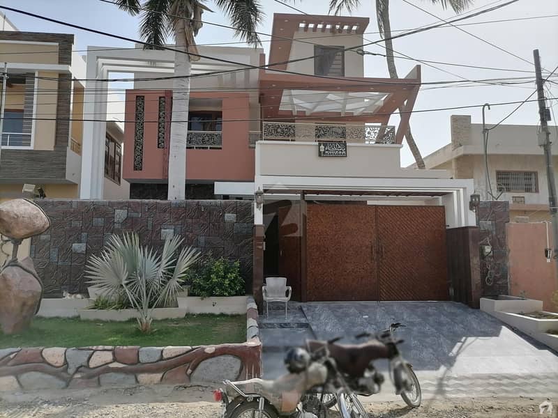 نارتھ ناظم آباد ۔ بلاک ایف نارتھ ناظم آباد کراچی میں 4 کمروں کا 1.13 کنال مکان 10.25 کروڑ میں برائے فروخت۔