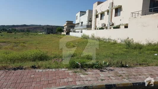 B Block Solid Plot For Sale