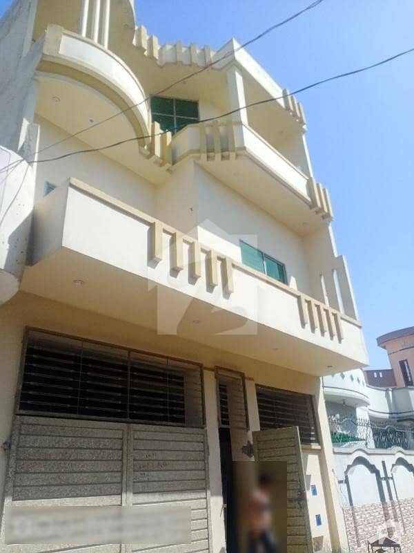 لاہور - شیخوپورہ - فیصل آباد روڈ شیخوپورہ میں 5 کمروں کا 5 مرلہ مکان 70 لاکھ میں برائے فروخت۔