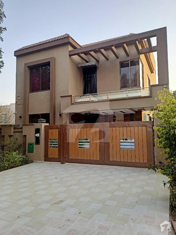 Like Brand New 10 Marla House on 60"Feet Road with Basement is available for Sale in Overseas B