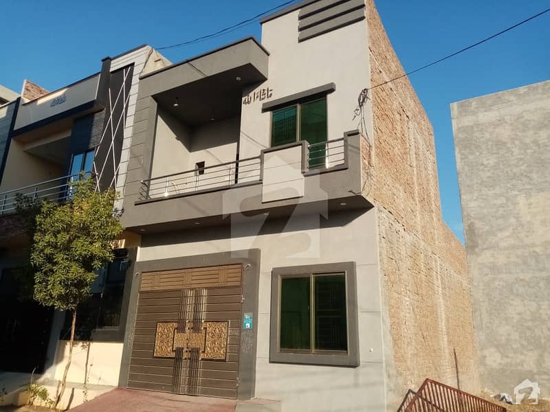 3.5 Marla House In Central Royal Palm City Sahiwal For Sale