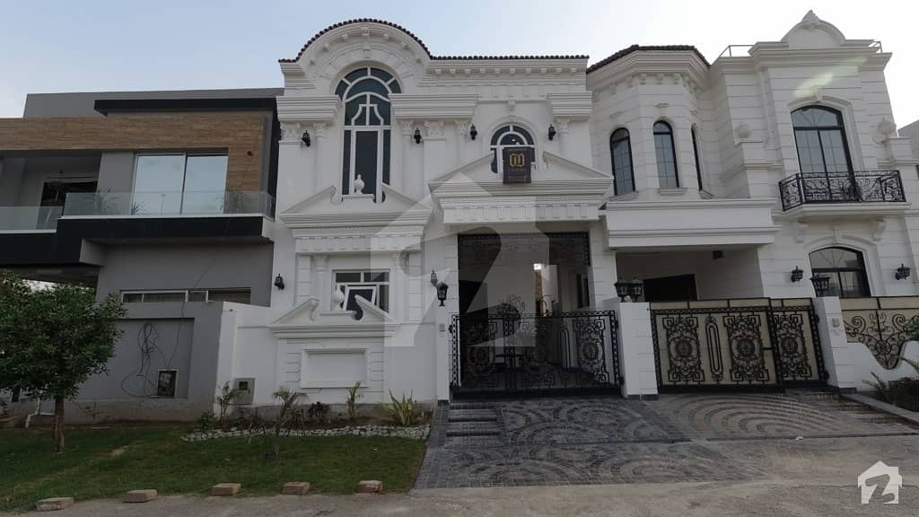 5.5 Marla House For Sale In DHA Phase 6