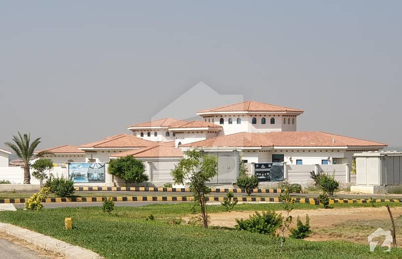 2500 Yards Oasis Farmhouse Available For Sale In Dha City Karachi
