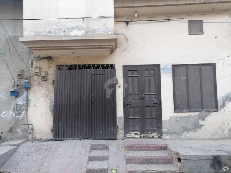 A Palatial Residence For Sale In Green Town Faisalabad