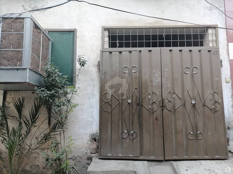 2.5 Marla House Is Available For Sale In Multan Road