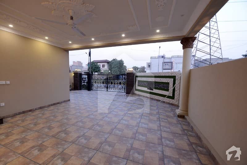 14- Marla Out Class Location Corner Spanish Design Brand New House For Sale In Dha Phase 8 Block M Double Unit