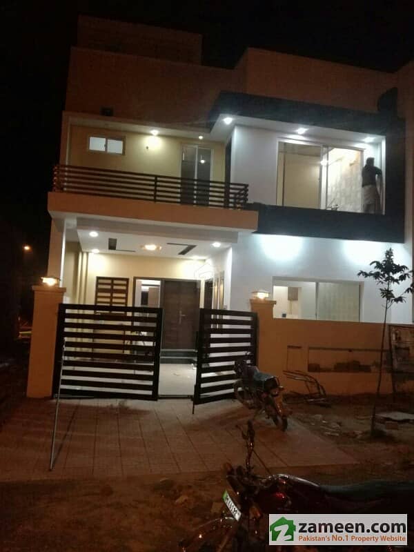 Bahria enclave Islamabad. House. For. Sale. 5. Marla. Bahria Enclave